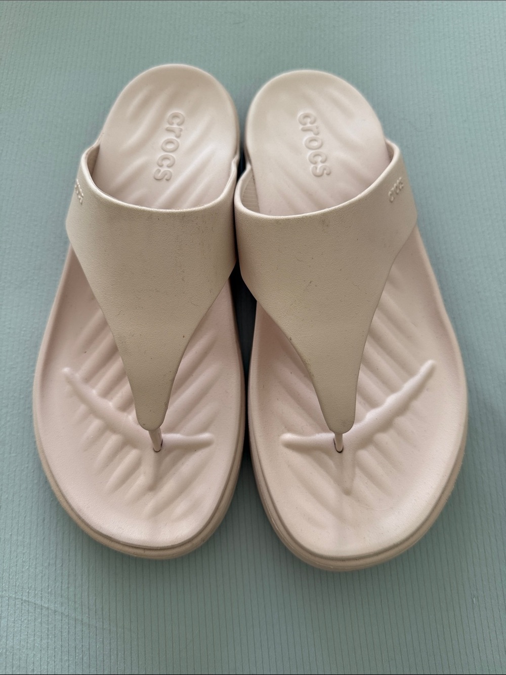 CROCS Women's Beige Blush Flip Sandals